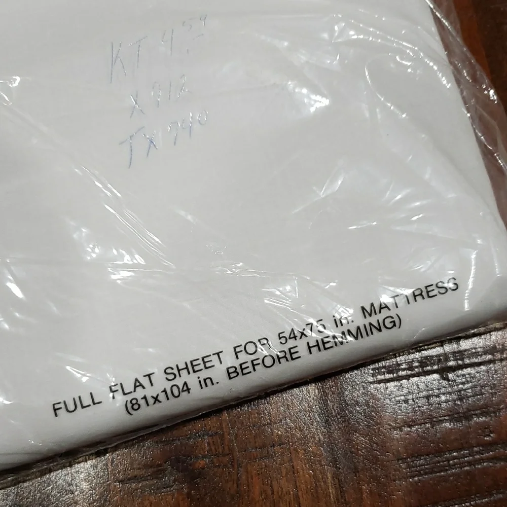 Vintage Utica White No Iron Flat Sheets Set Of 3